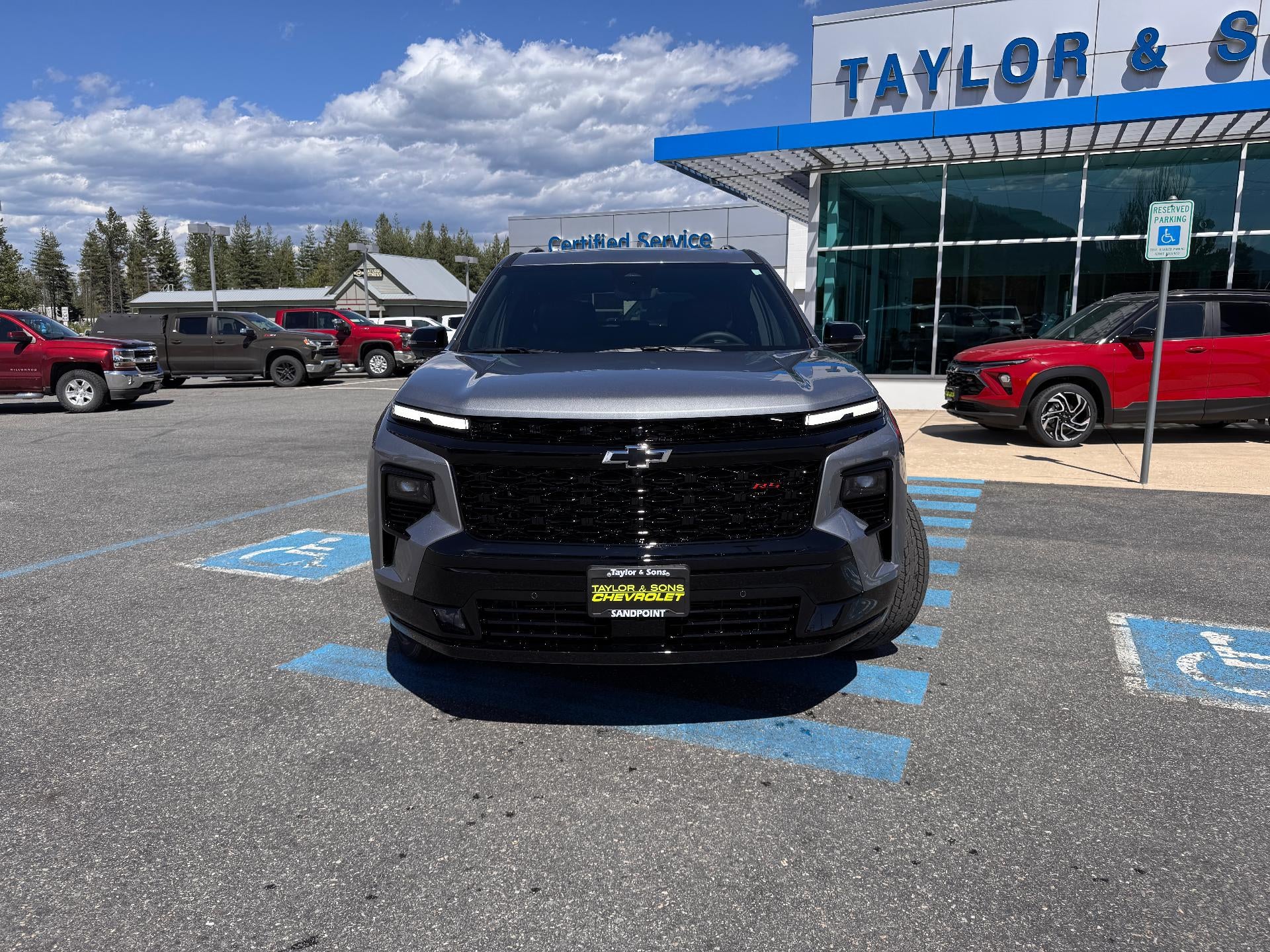 2026 Chevrolet Traverse — side profile view