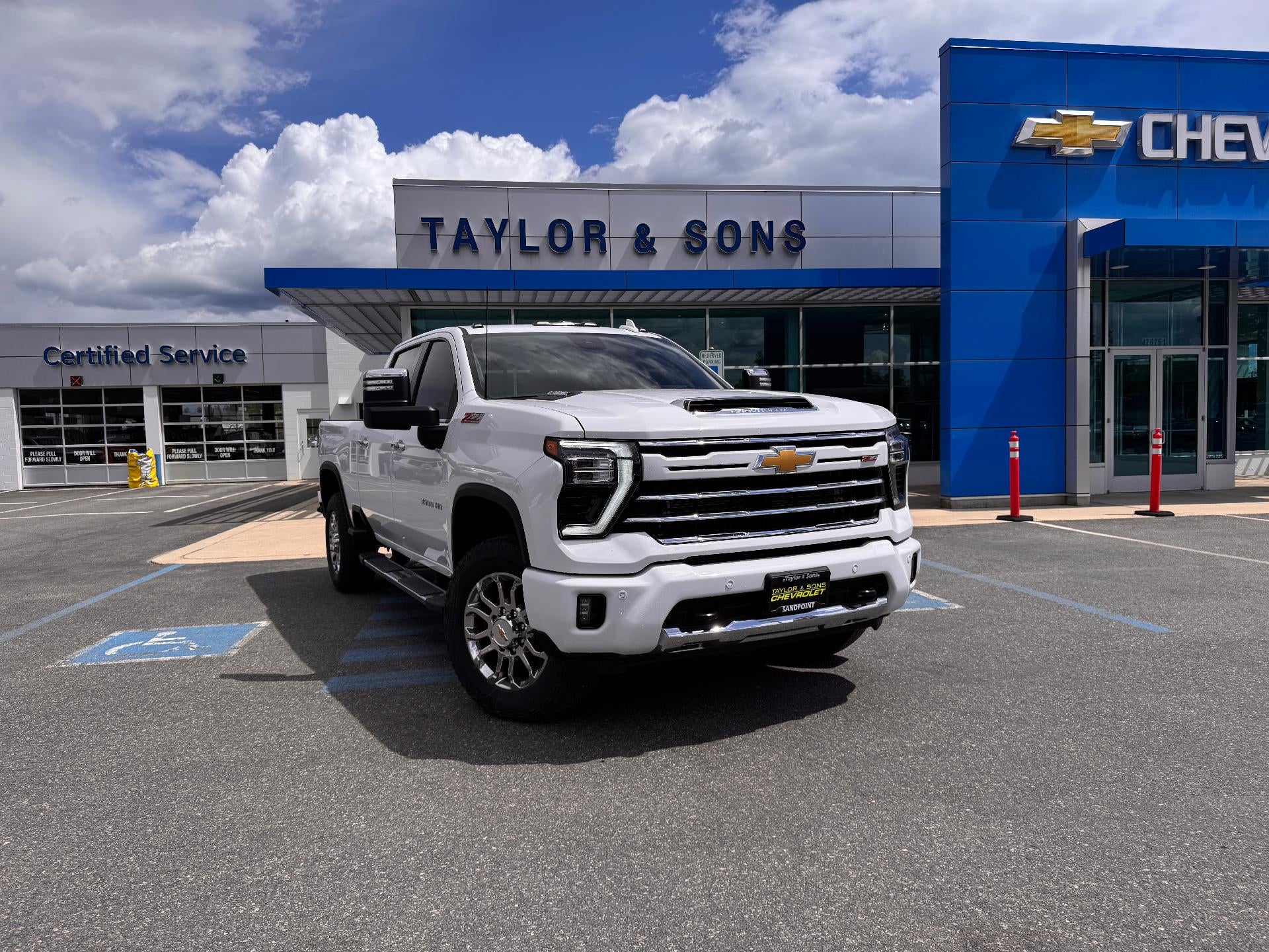2026 Chevrolet Silverado 3500 HD LTZ / CREW / DMAX DIESEL / Z71 CHROME SPORT / TECH PCKG / STANDARD BOX in Summit White — front...
